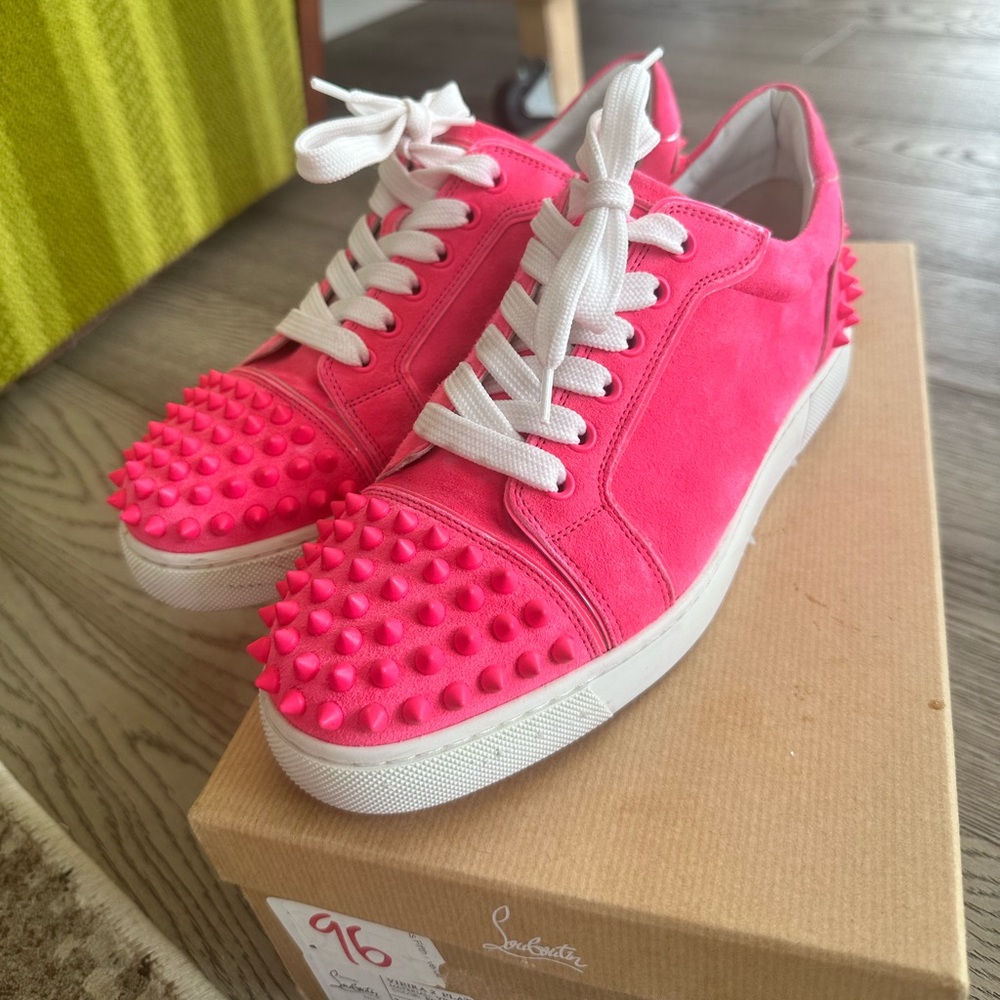 CHRISTIAN LOUBOUTIN Hot Pink Viera Flat Spikes
